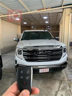 GMC Sierra
